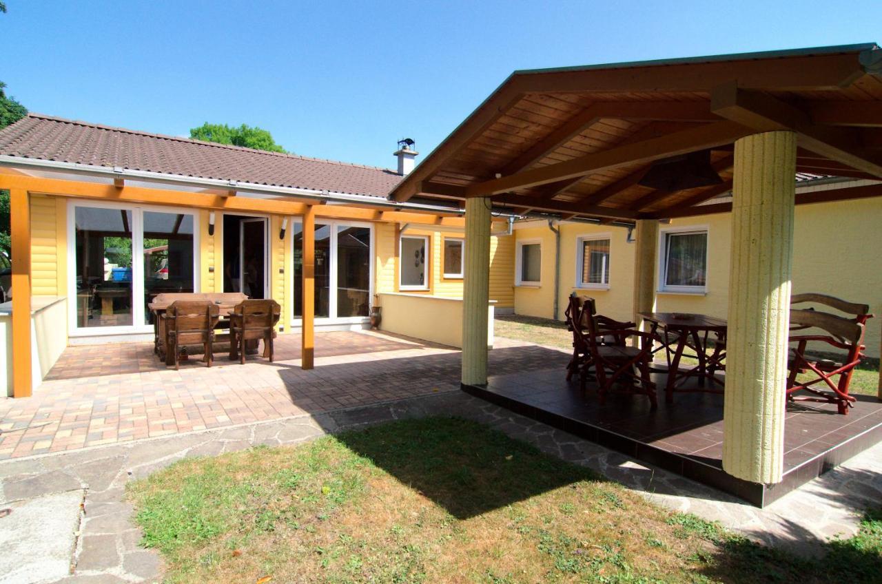Messe-Hotel "Waldruhe" Giesen Zewnętrze zdjęcie